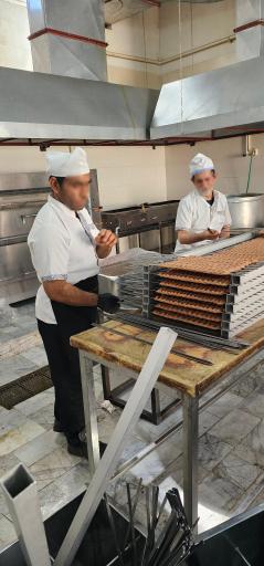 عکس آشپزخانه صنعتی اشکان پخت چوانمردی 