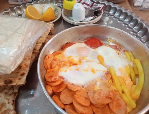 عکس باغ رستوران جاپا