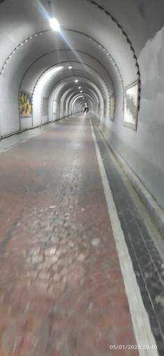 عکس تونل نور بوستان نهج البلاغه