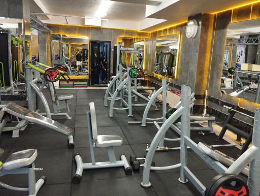 عکس باشگاه بدنسازی مهراب