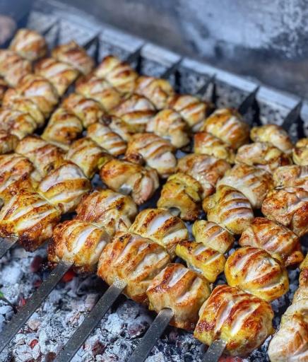 عکس تهیه غذای غوغا