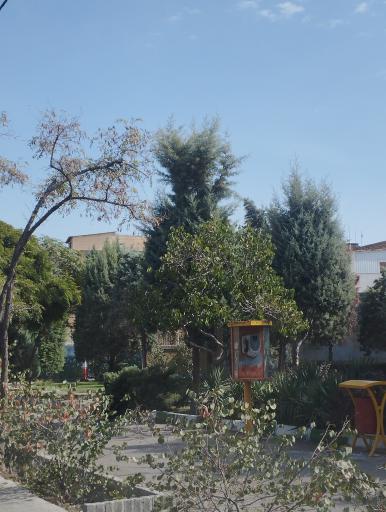 عکس تلفن عمومی