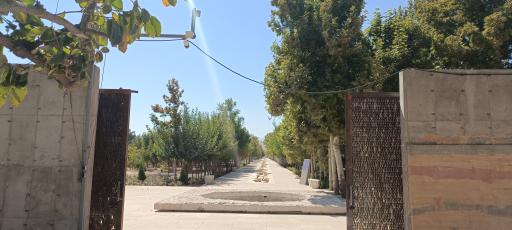 عکس درب ورودی باغ ایرانی