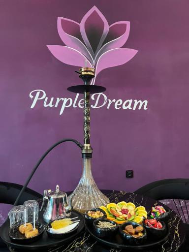 عکس کافه باغ رویای بنفش