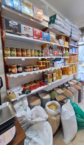عکس فروشگاه مواد غذایی و شوینده زیتون