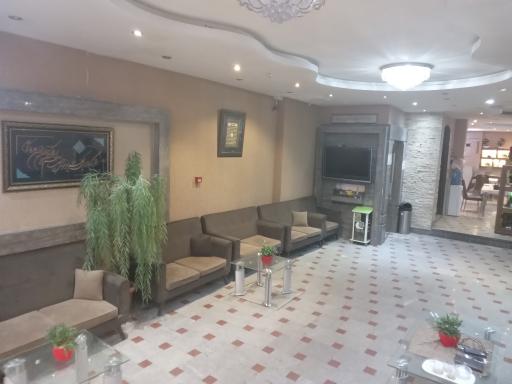 عکس هتل زاینده رود