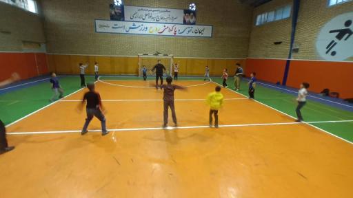 عکس سالن ورزشی شهید ابراهیمی