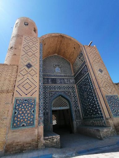 عکس مسجد جامع ورزنه