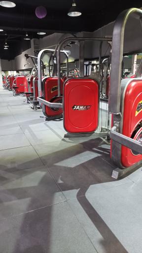 عکس باشگاه آقایان توانا 