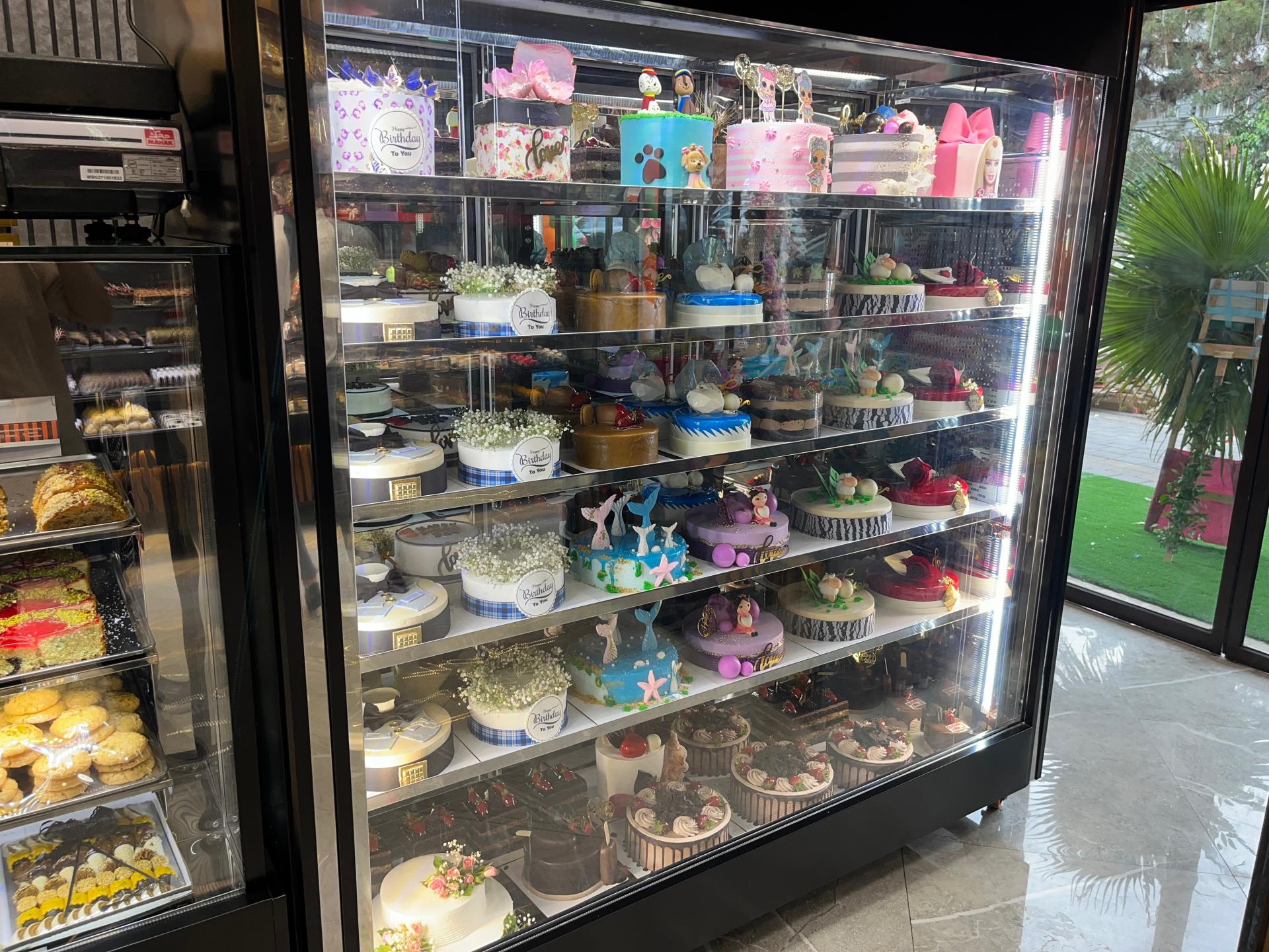 عکس نان و شیرینی خوشه طلایی