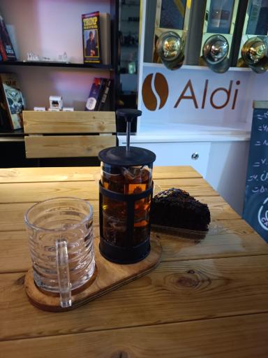 عکس کافه آلدی