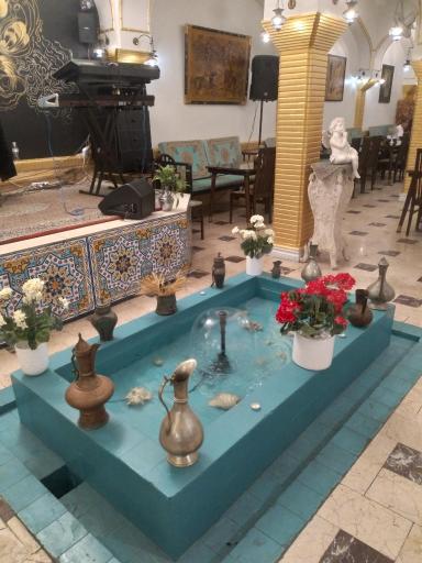 عکس رستوران سنتی باغ فردوس