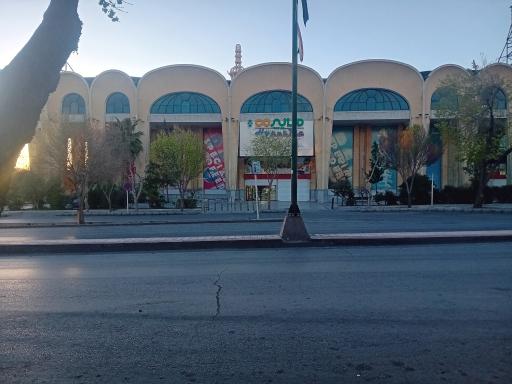 عکس فروشگاه هایپر می