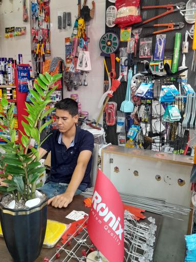 عکس ابزار یراق رنگ الکتریکی و لوله و شیرالات کوهک زیتون 