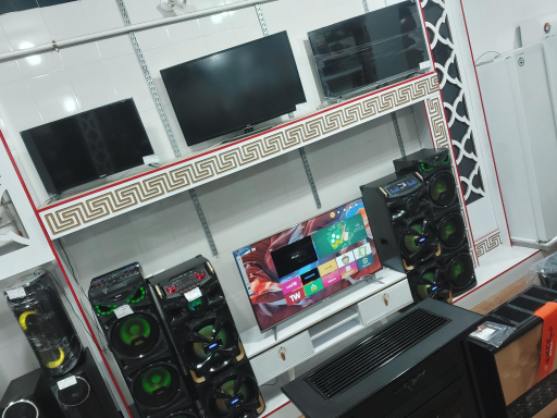 عکس لوازم خانگی حامد شیروان