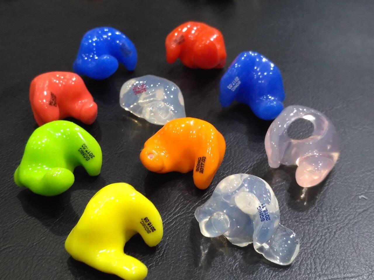 عکس کلینیک شنوایی و سمعک مهرگان