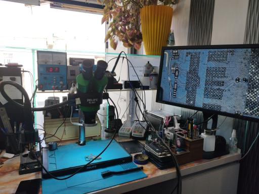 عکس تعمیرات موبایل فوری (موبایل فضلی)