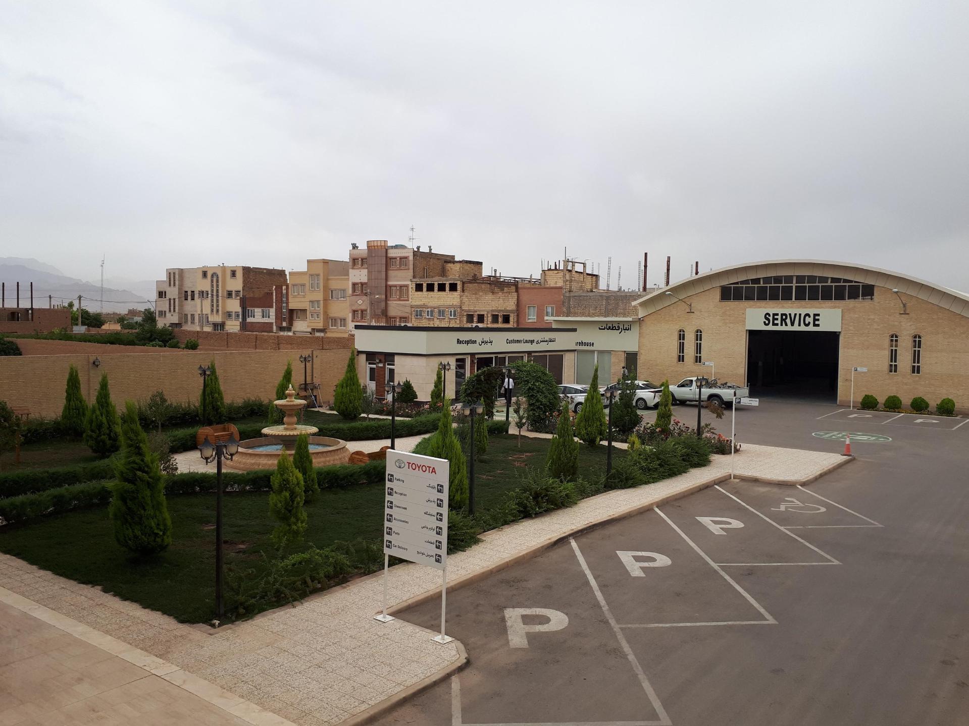 عکس هلدینگ توانگر نمایندگی مجاز تویوتا نیسان لکسوس رنو