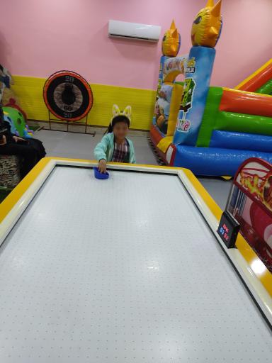 عکس مرکز خلاقیت و بازی بچه رئیس