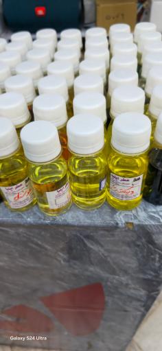 عکس پخش عطر ایلیا 