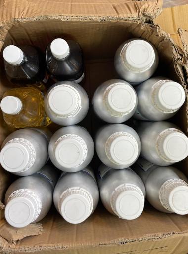 عکس پخش عطر ایلیا 