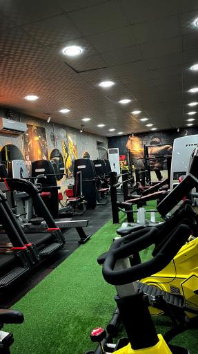 عکس باشگاه بدنسازی قادر 