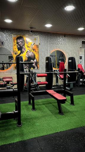 عکس باشگاه بدنسازی قادر 