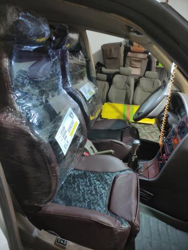 عکس کارخانه صندلی خلبانی میلاد تبریز