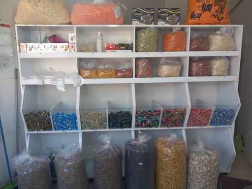 عکس آجیل و خشکبار نبات