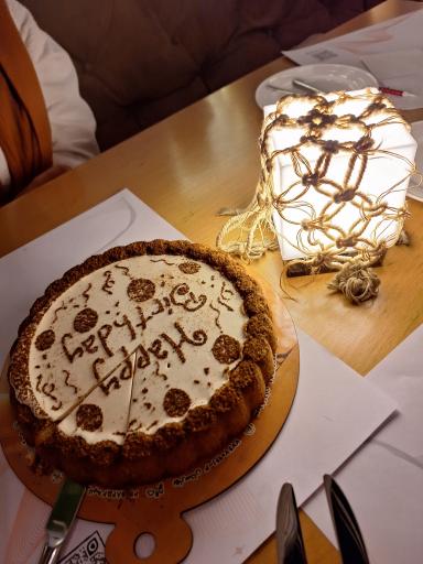 عکس کافه رستوران هِمِرا