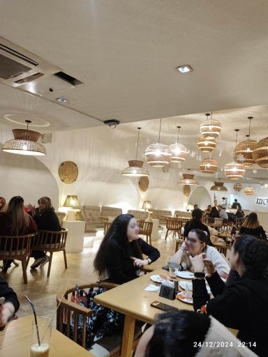 عکس کافه رستوران هِمِرا