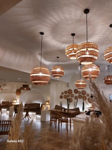 عکس کافه رستوران هِمِرا