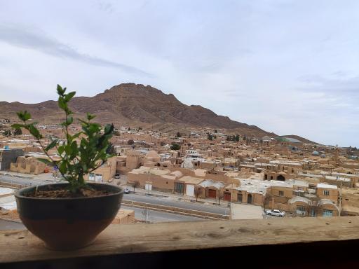 عکس قلعه تاریخی ندوشن(قلعه سپیده)