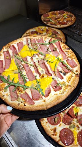 عکس پیتزا گرین