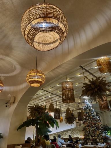 عکس کافه رستوران هِمِرا