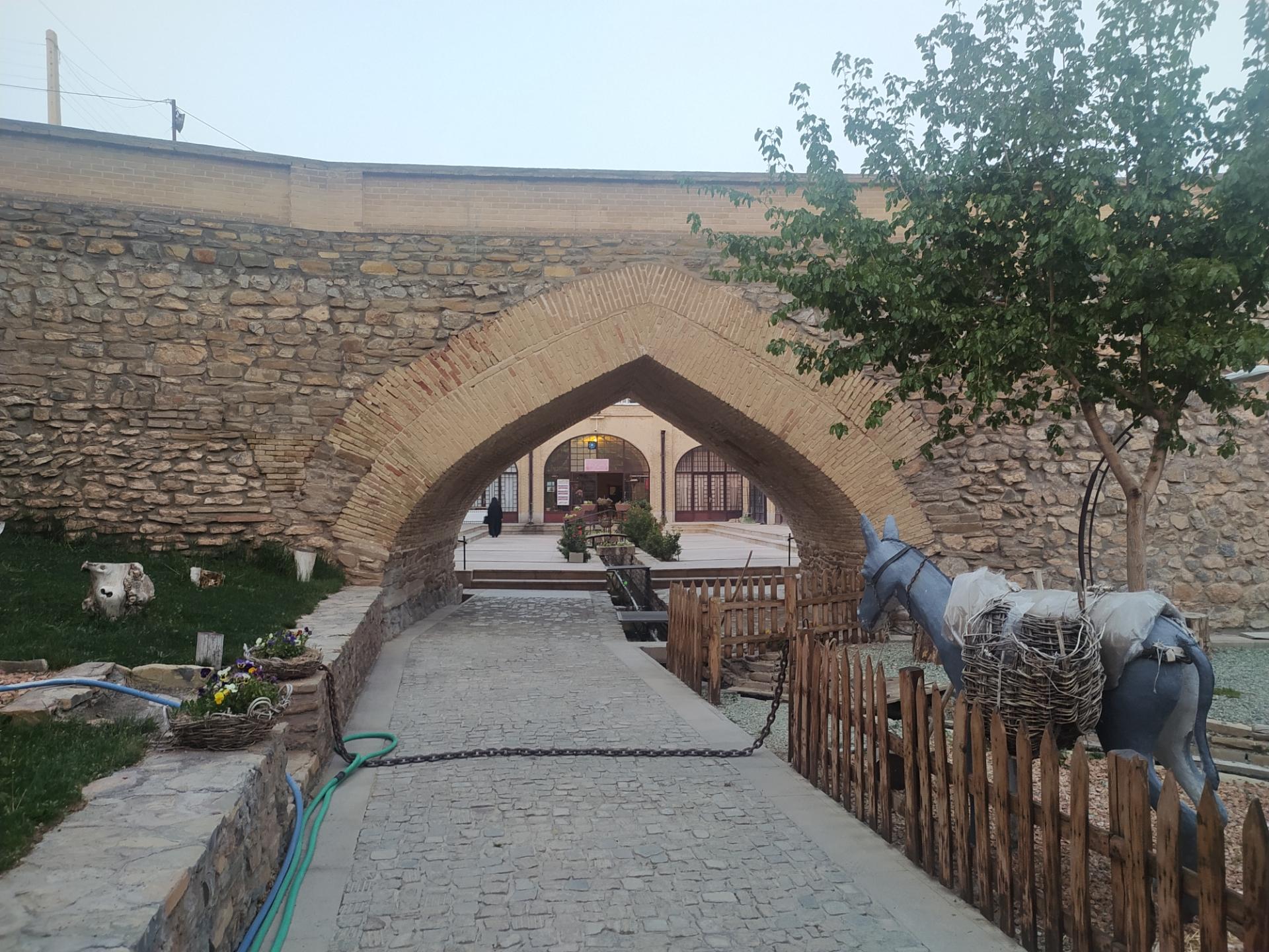 عکس پل تاریخی مصلا