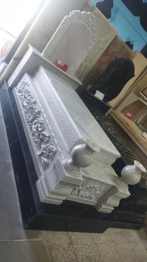 عکس سنگ مزار مهربان 
