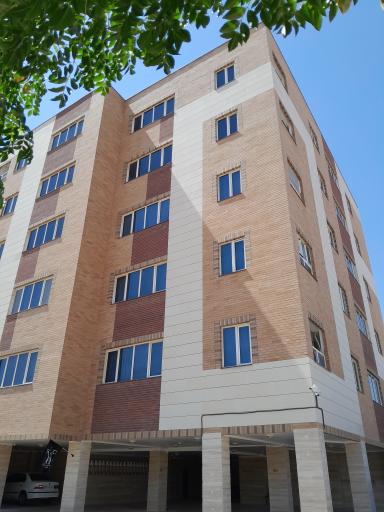 عکس عمارت یاس