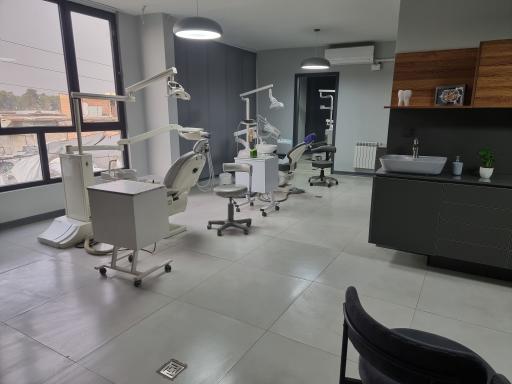 عکس دندانپزشکی ولی عصر (عج)