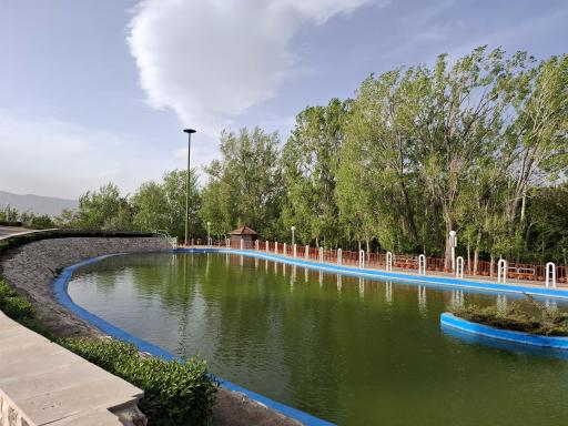 دریاچه مصنوعی پارک جنگلی گلپایگان 