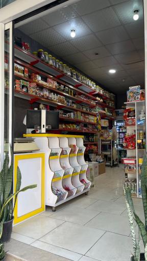 عکس سوپرمارکت مادر