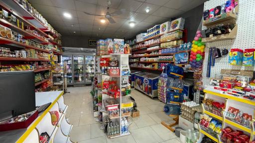 عکس سوپرمارکت مادر