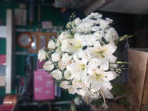 گل فروشی شادی