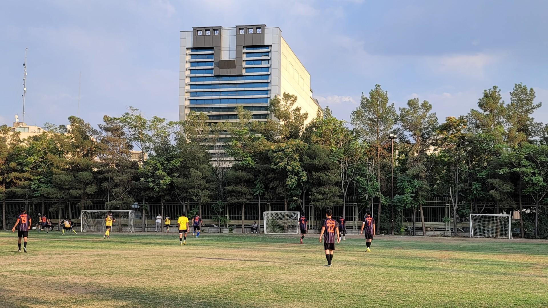 عکس باشگاه فرهنگی ورزشی آریانا