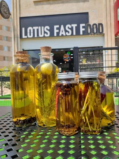 عکس کافه فست فود لوتوس