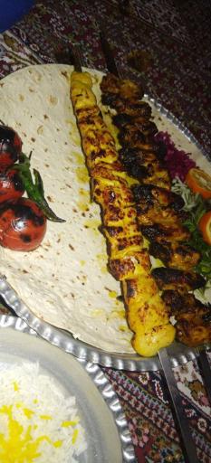 عکس تهیه غذای باران