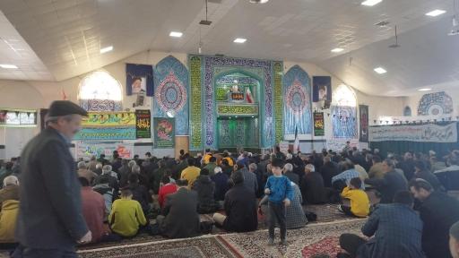 عکس مصلی امام خمینی بهار