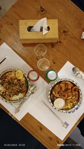 رستوران سی رول