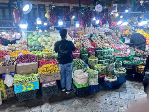 عکس بازار تاریخی تجریش