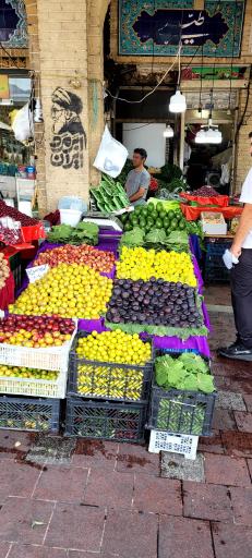 عکس بازار تاریخی تجریش